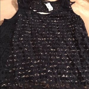 The Limited tank. Size L. New with tags. $20